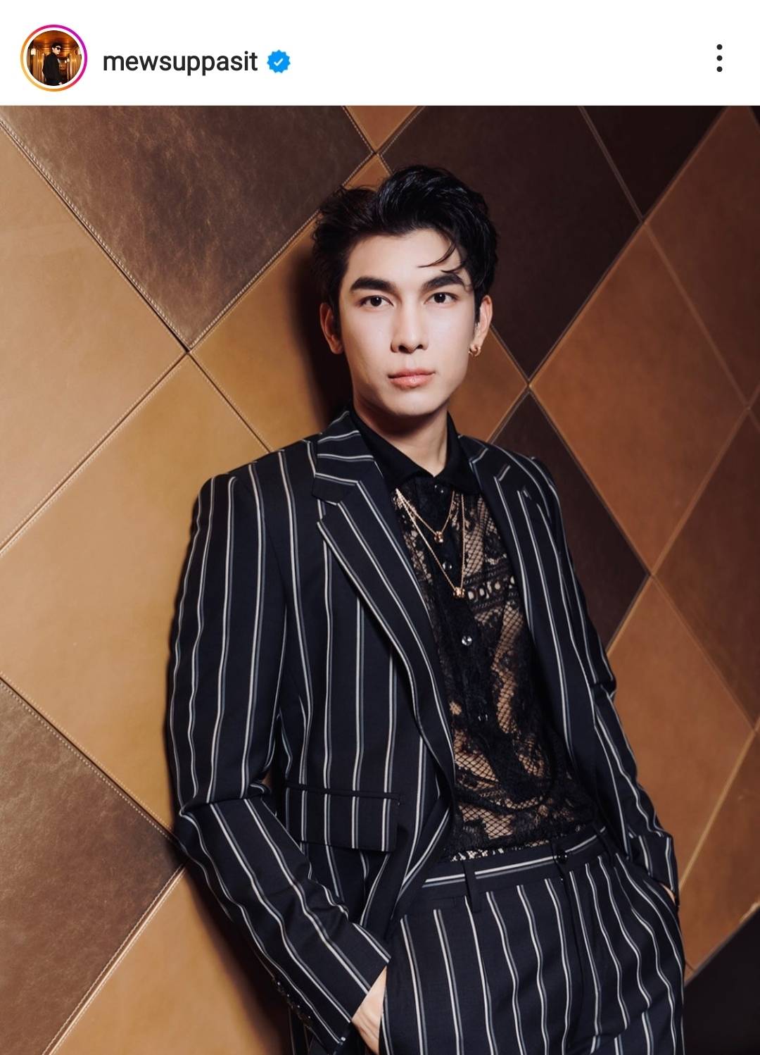 แฟนๆส่งกำลังใจ มิว ศุภศิษฏ แอ็ดมิทโรงพยาบาล หลังมีอาการปวดท้องอย่างรุนแรง แฟนๆส่งกำลังใจ มิว ศุภศิษฏ แอ็ดมิทโรงพยาบาล หลังมีอาการปวดท้องอย่างรุนแรง