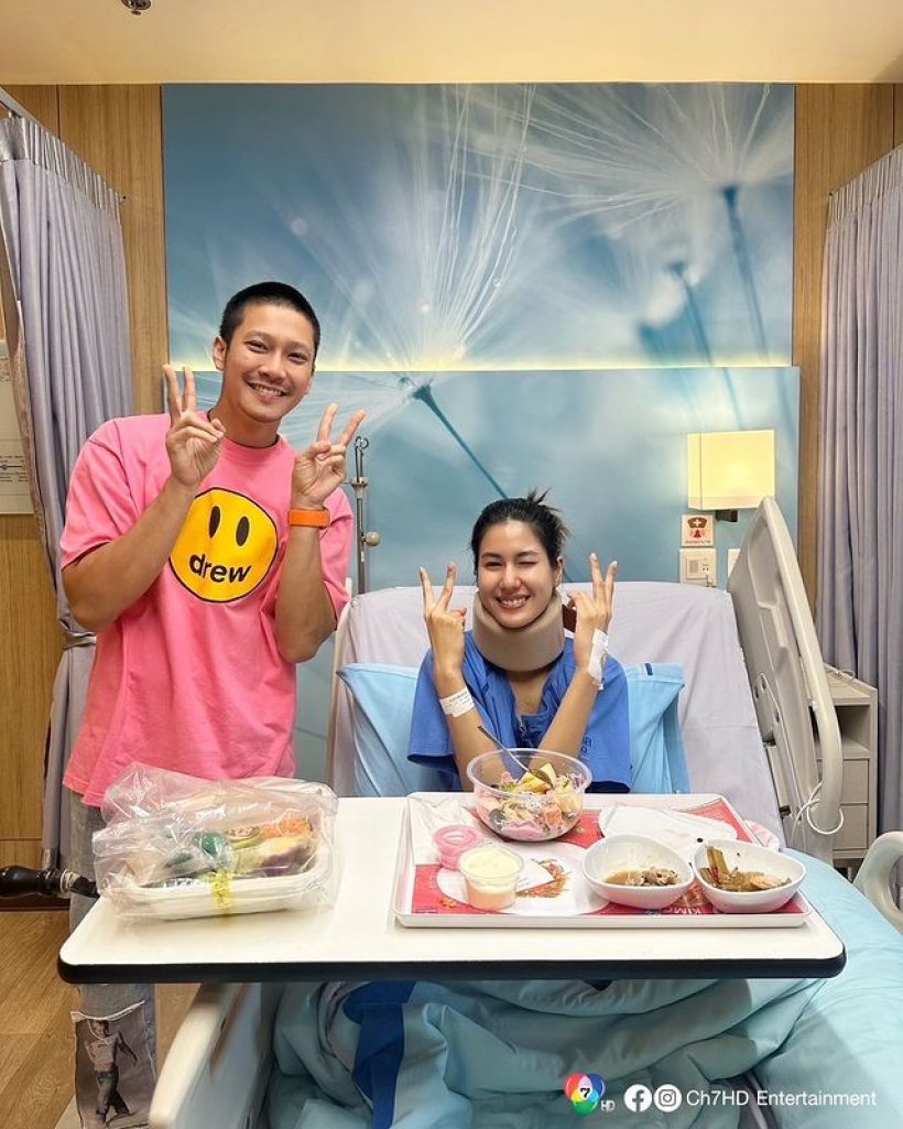 “พิ้งค์พลอย” กล้ามเนื้อคออักเสบ “ยูโร” ให้กำลังใจถึงขอบเตียง