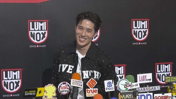 “ต่อ ธนภพ” ถูกแซวใส่กางเกงขาสั้น ส่วนเรื่องวิ่งยัน รอพี่แอนปลุกให้ตื่น   (มีคลิป)