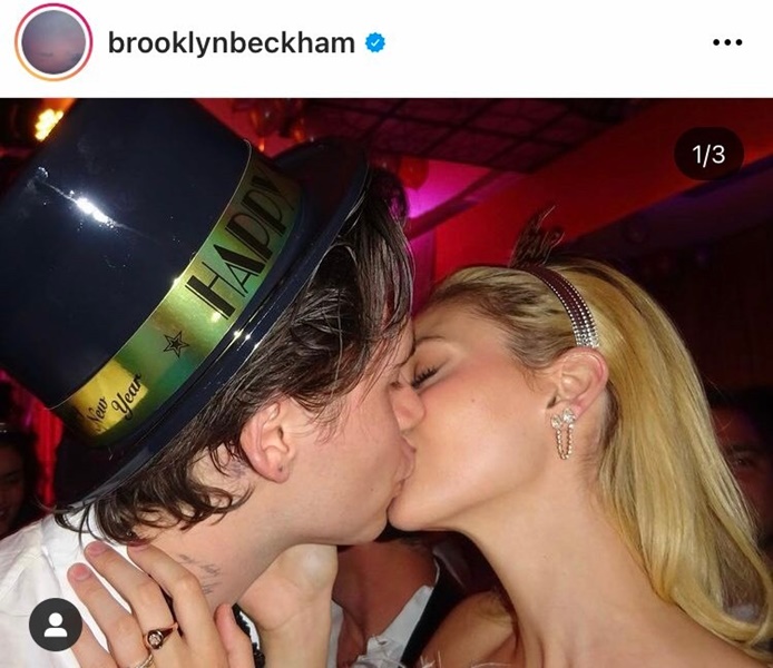 แฟนๆ งง!! “Brooklyn Beckham” เรียกคู่หมั้นรุ่นพี่ว่า “ภรรยา” แฟนๆ งง!! “Brooklyn Beckham” เรียกคู่หมั้นรุ่นพี่ว่า “ภรรยา”