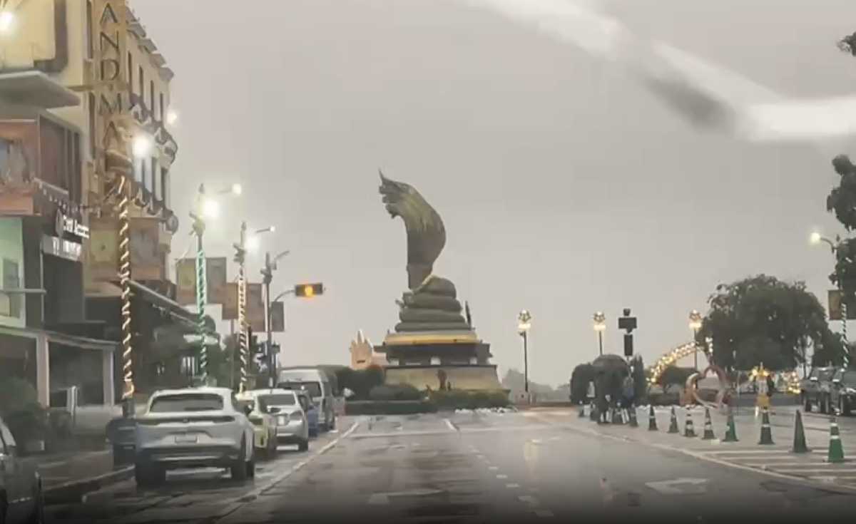 พายุ ซูลิก ทำฝนตกนครพนม - มุกดาหารน้ำท่วม