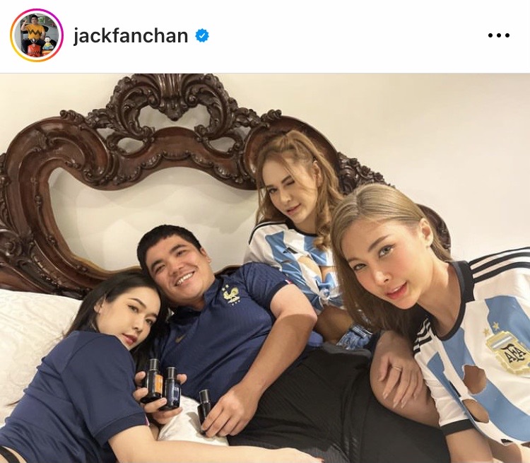 'เกรท-นิหน่า-มาร์กี้-นิกกี้' ร่วมเฮ!! 'อาร์เจนติน่า' ชนะจุดโทษ 'ฝรั่งเศส' คว้าแชมป์ฟุตบอลโลกสมัย 3 'เกรท-นิหน่า-มาร์กี้-นิกกี้' ร่วมเฮ!! 'อาร์เจนติน่า' ชนะจุดโทษ 'ฝรั่งเศส' คว้าแชมป์ฟุตบอลโลกสมัย 3