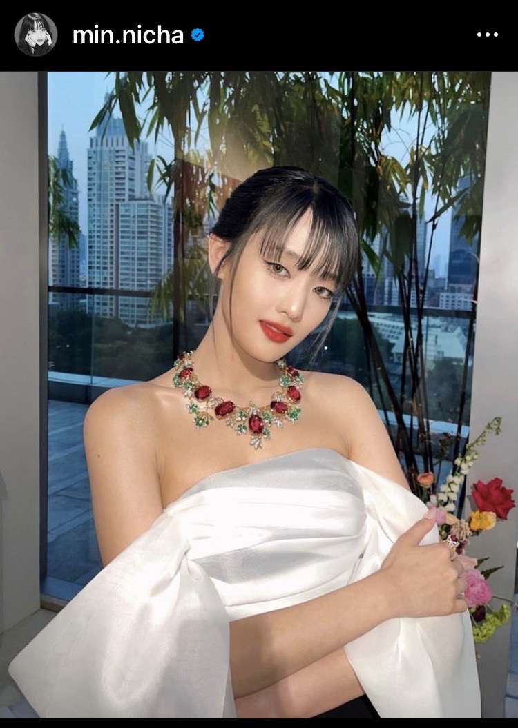 รวมแก๊งสวยคูณ3 ต้าเหนิง ลิซ่า มินนี่ เซลฟี่หน้ากระจก รวมแก๊งสวยคูณ3 ต้าเหนิง ลิซ่า มินนี่ เซลฟี่หน้ากระจก