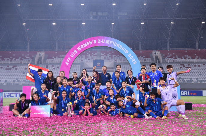 'โค้ชสาวิน' เปิดใจหลังพาฟุตบอลหญิงU19ปีทีมชาติไทยเป็นเจ้าอาเซียน 'โค้ชสาวิน' เปิดใจหลังพาฟุตบอลหญิงU19ปีทีมชาติไทยเป็นเจ้าอาเซียน