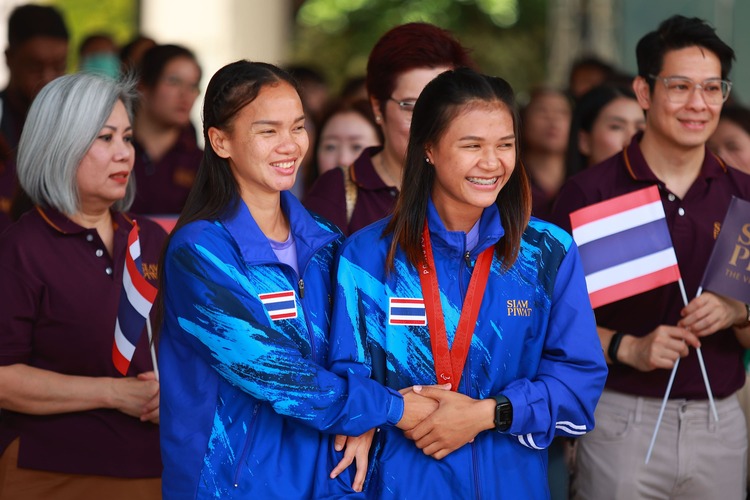 สยามพิวรรธน์ มอบเงินรางวัลสนับสนุนให้กับพนักงานผู้พิการของบริษัทฯ ที่ร่วมแข่งขันพาราลิมปิกเกมส์ สยามพิวรรธน์ มอบเงินรางวัลสนับสนุนให้กับพนักงานผู้พิการของบริษัทฯ ที่ร่วมแข่งขันพาราลิมปิกเกมส์