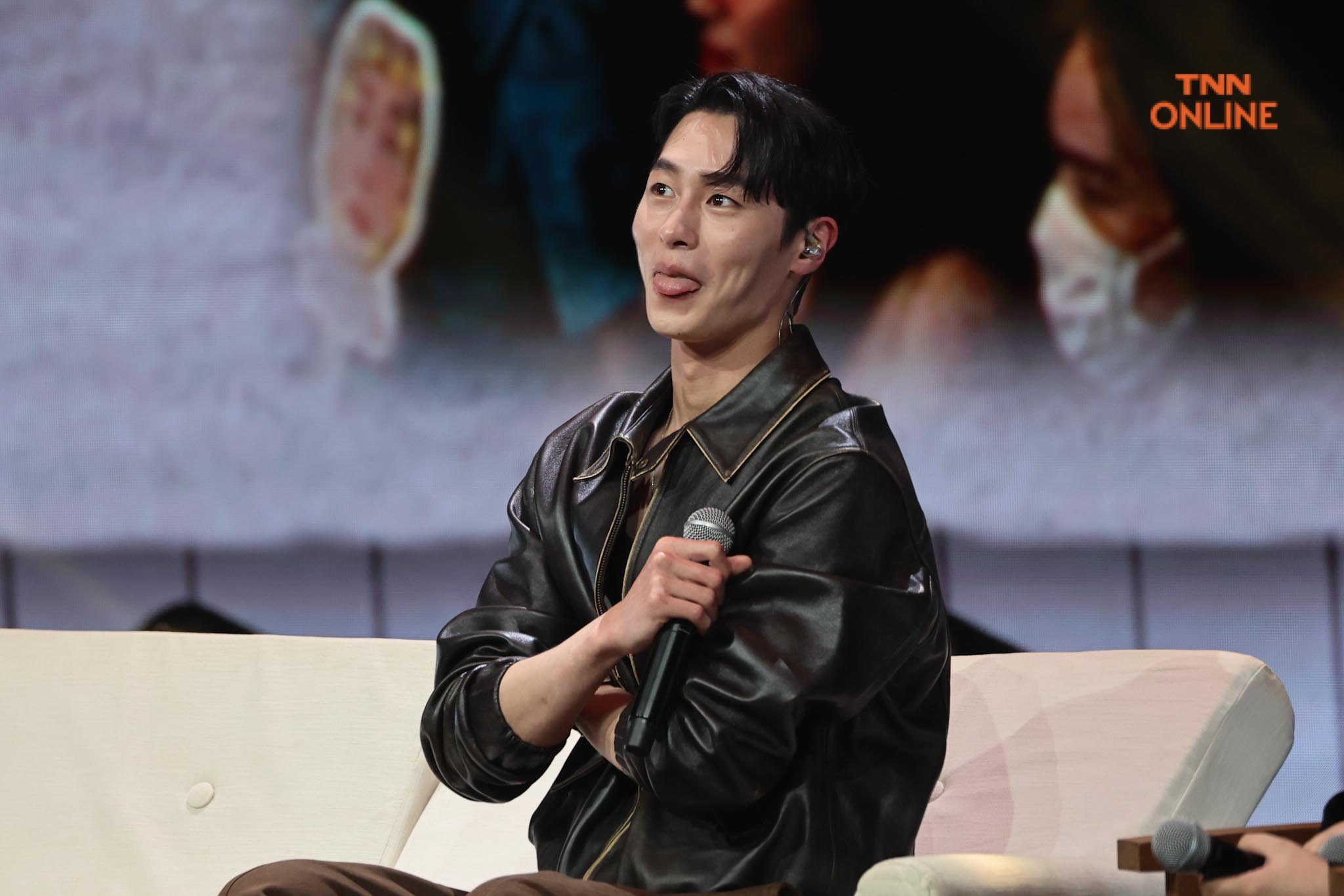 รอยยิ้มชวนใจละลาย อีแจอุคกับโมเม้นต์สุดประทับใจในงานมีตติ้งครั้งแรกที่ไทย รอยยิ้มชวนใจละลาย อีแจอุคกับโมเม้นต์สุดประทับใจในงานมีตติ้งครั้งแรกที่ไทย