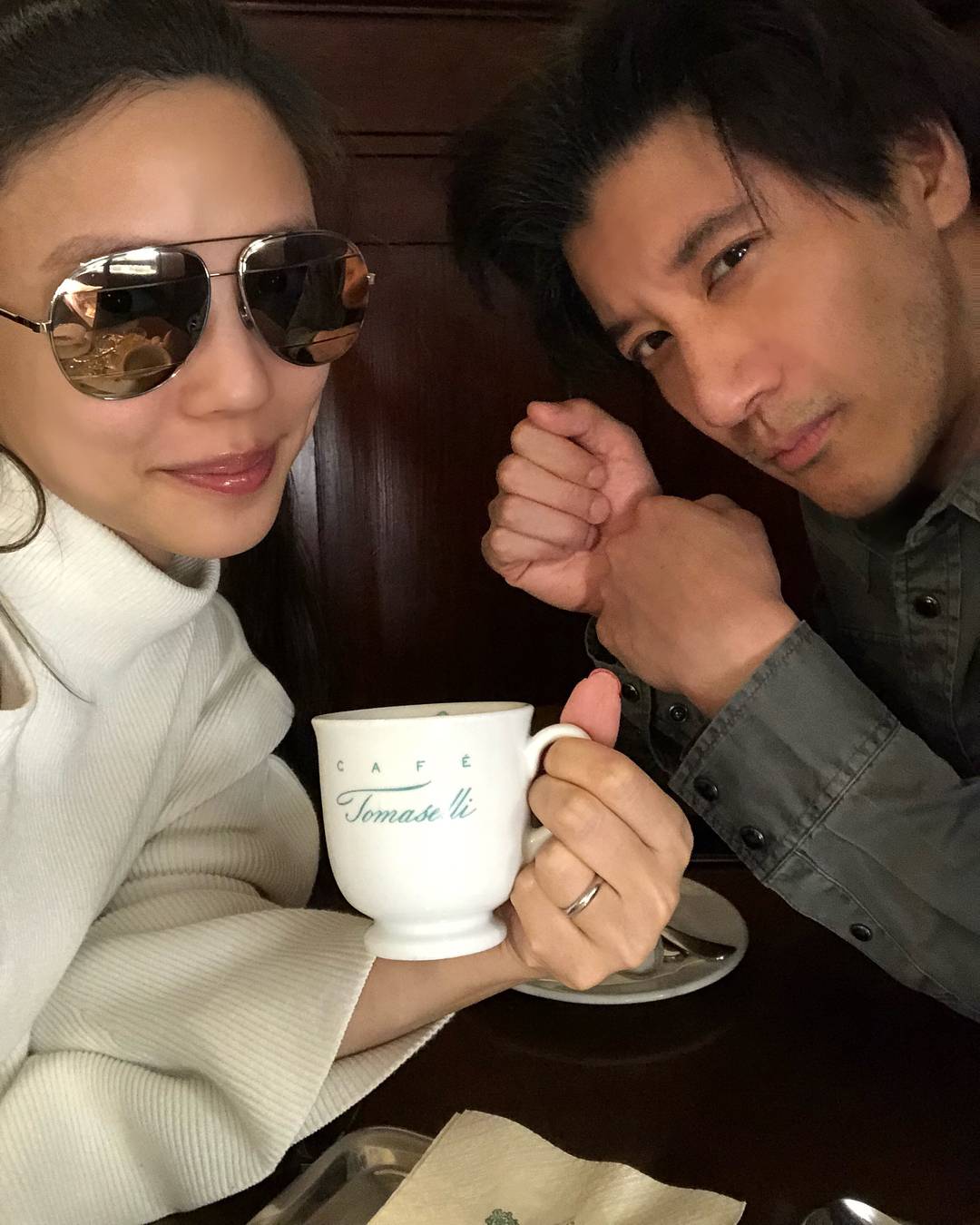 ชาวจีนไม่พอใจ หลี่จิงเล่ย และ ตู้เหม่ยจู ติดโผผู้หญิงจีนแห่งปี จนทำให้นิตยสาร New Weekly ต้องยกเลิกการจัดอันดับ ชาวจีนไม่พอใจ หลี่จิงเล่ย และ ตู้เหม่ยจู ติดโผผู้หญิงจีนแห่งปี จนทำให้นิตยสาร New Weekly ต้องยกเลิกการจัดอันดับ
