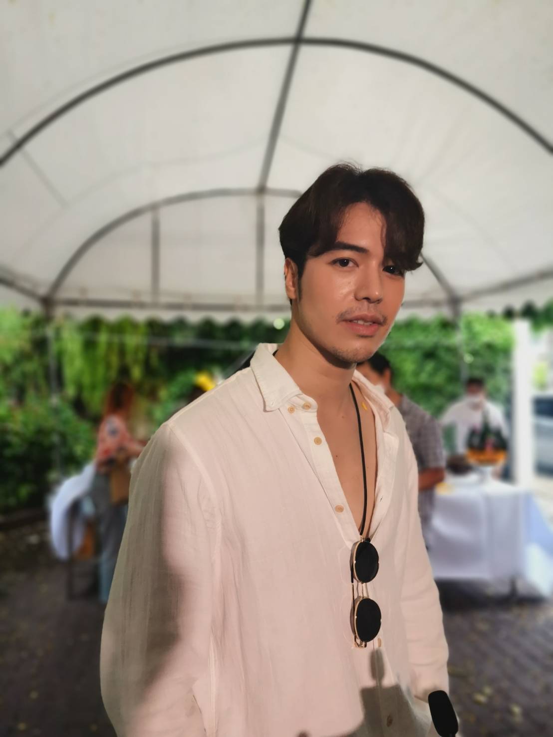 แม็ค วีรคณิศร์ ยินดี ปุยฝ้าย ถูกคุกเข่าขอแต่งงาน แม็ค วีรคณิศร์ ยินดี ปุยฝ้าย ถูกคุกเข่าขอแต่งงาน