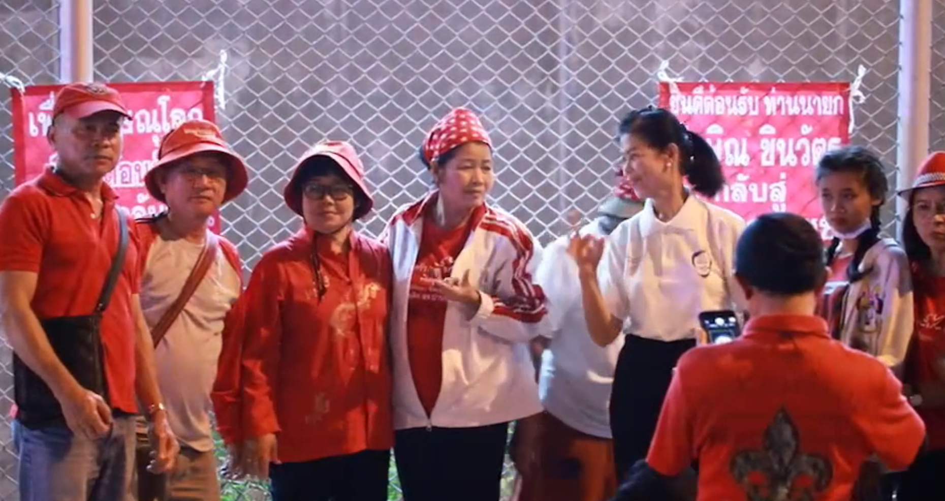 “ทักษิณกลับไทย” เปิดภาพบรรยากาศล่าสุด!สนามบินดอนเมือง สื่อเกาะติด “ทักษิณกลับไทย” เปิดภาพบรรยากาศล่าสุด!สนามบินดอนเมือง สื่อเกาะติด