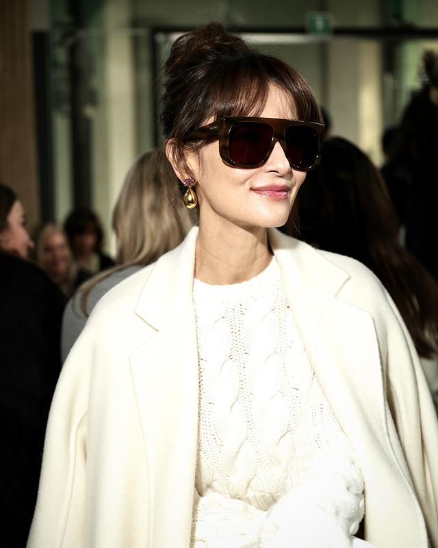 หลบให้แม่เดิน!! ส่องลุค ‘แอน ทองประสม’ ชมแฟชั่นโชว์ Max Mara ที่มิลาน หลบให้แม่เดิน!! ส่องลุค ‘แอน ทองประสม’ ชมแฟชั่นโชว์ Max Mara ที่มิลาน