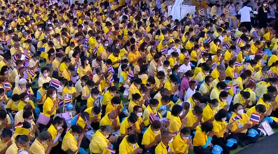 ในหลวง-พระราชินี เสด็จฯทรงเปิดพระบรมราชานุสาวรีย์ รัชกาลที่ 9