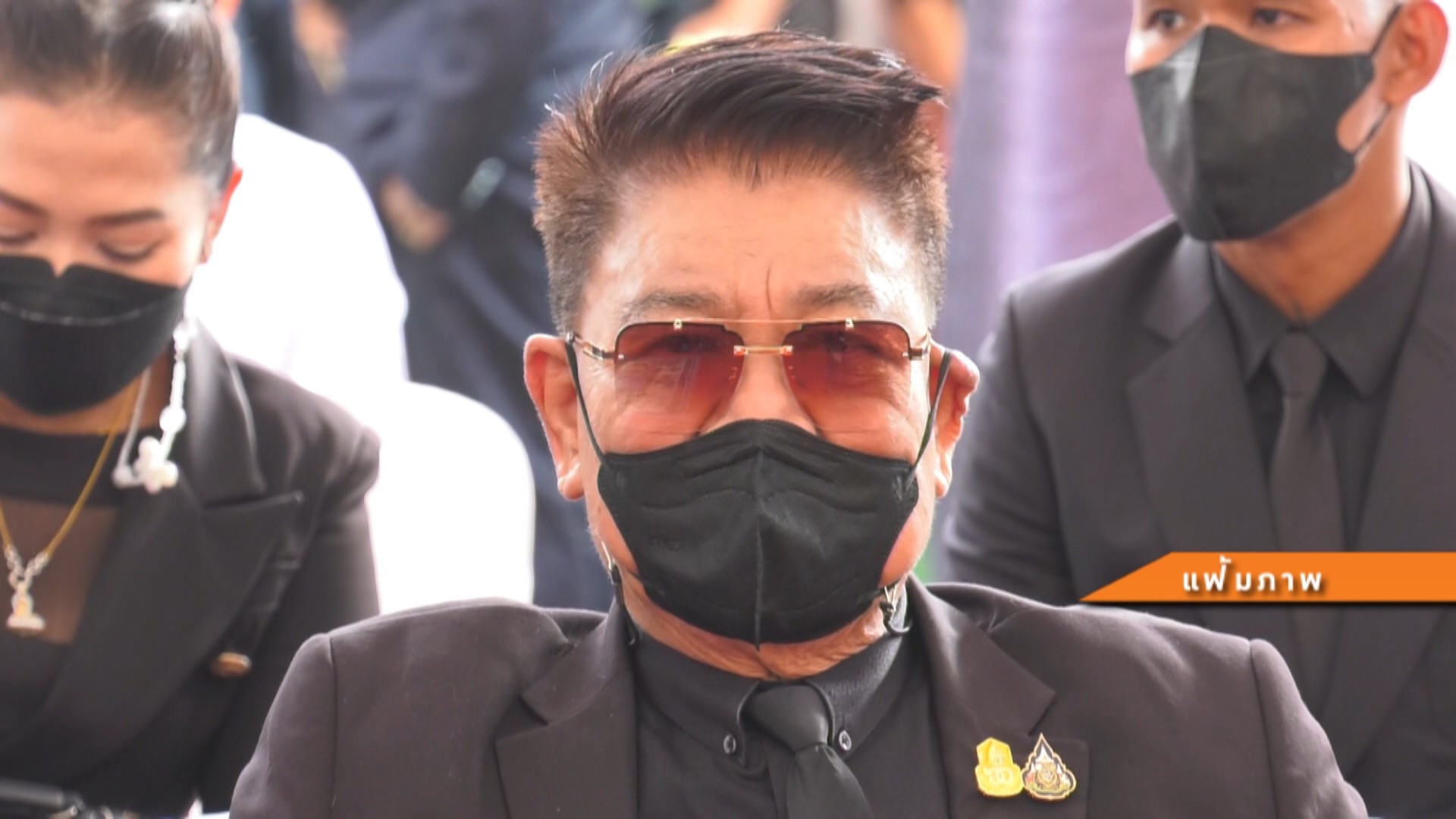 เปิดประวัติ ครูชลธี ธารทอง ครูเพลงผู้ล่วงลับ เปิดประวัติ ครูชลธี ธารทอง ครูเพลงผู้ล่วงลับ