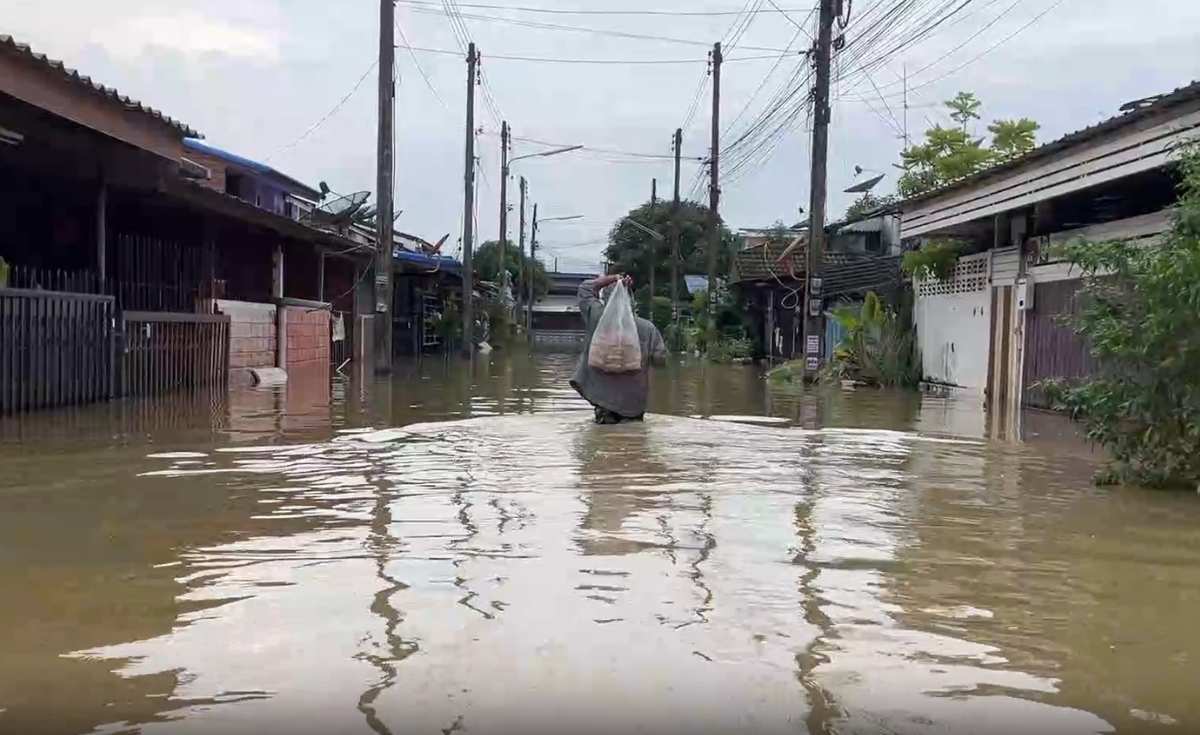 ปัตตานียังวิกฤต น้ำท่วมทั้ง 12 อำเภอ