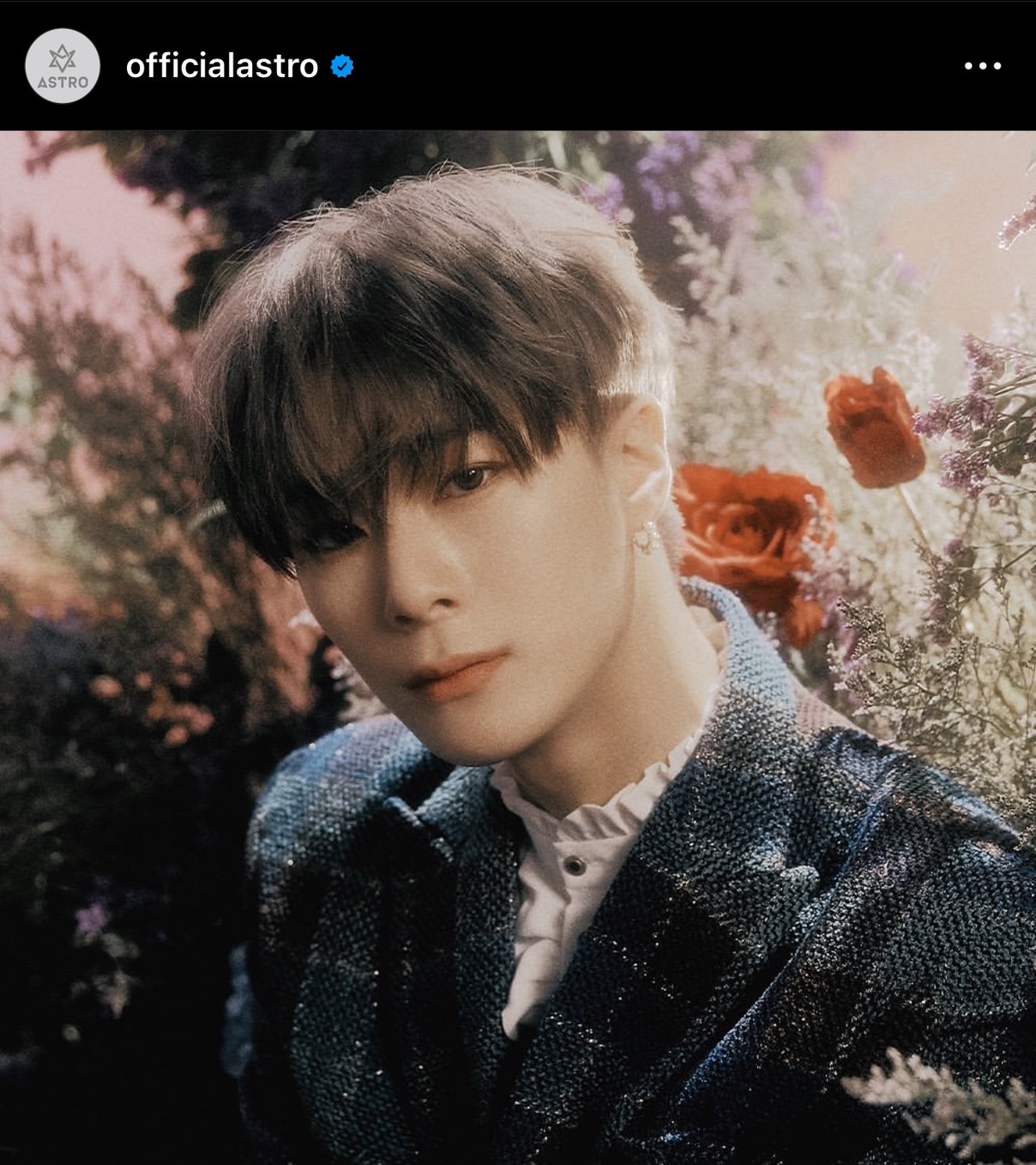 ดีเจนุ้ย โพสต์แสดงความเสียใจและร่วมไว้อาลัย มุนบิน ASTRO ดีเจนุ้ย โพสต์แสดงความเสียใจและร่วมไว้อาลัย มุนบิน ASTRO