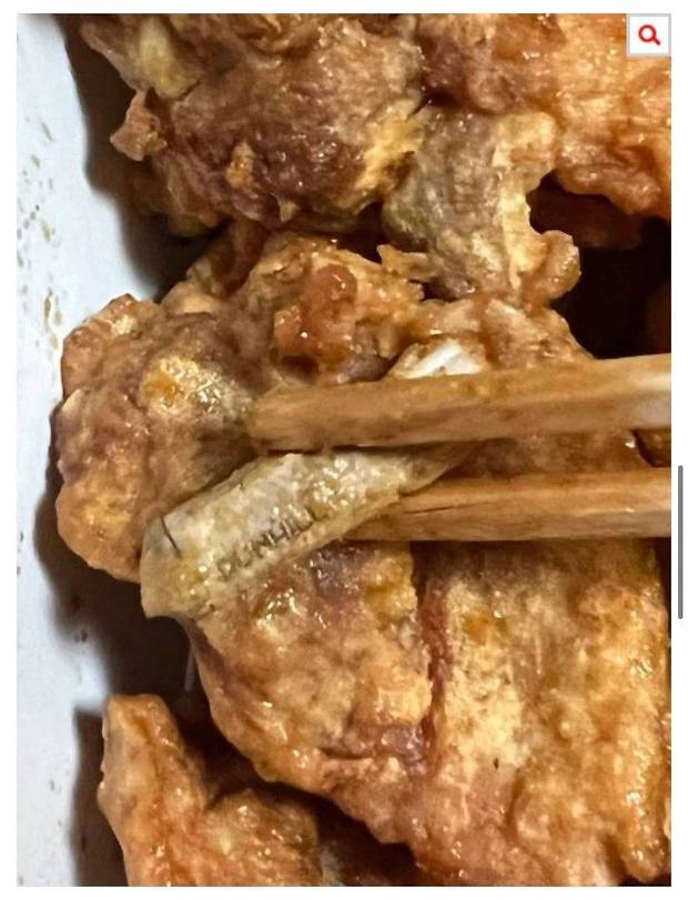 ปิดกิจการแล้ว!! ร้านไก่ทอดชื่อดังที่เกาหลี ขายไก่แถมก้นบุหรี่ทอดกรอบ ปิดกิจการแล้ว!! ร้านไก่ทอดชื่อดังที่เกาหลี ขายไก่แถมก้นบุหรี่ทอดกรอบ