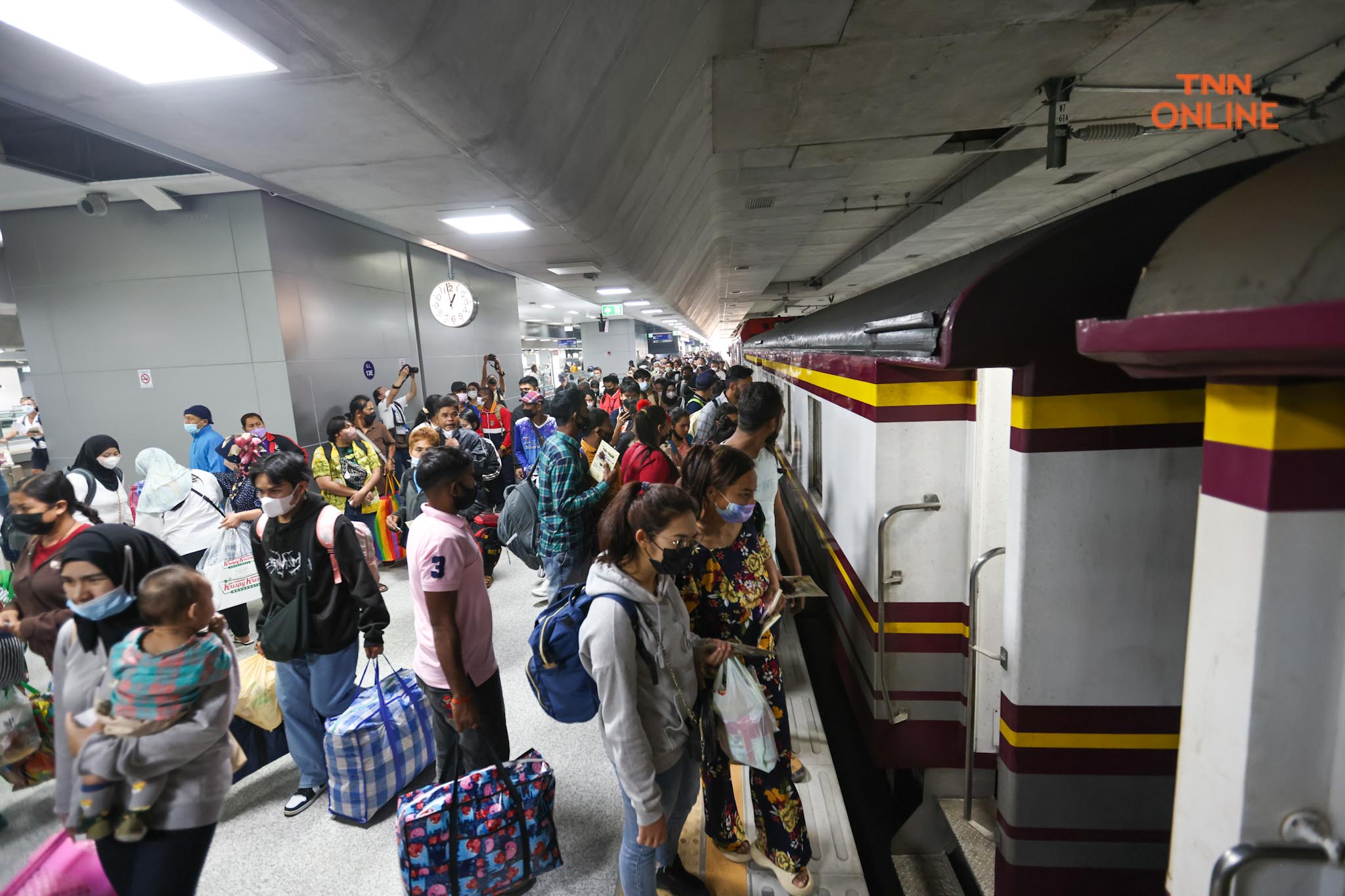 เปิดให้บริการวันแรก รถไฟทางไกลมายังสถานีกลางกรุงเทพอภิวัฒน์