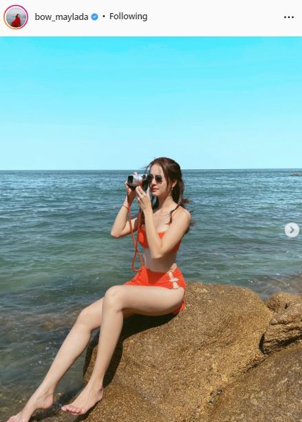 โบว์ เมลดา สวมทูพีชสีส้มอวดหุ่นแซ่บ ทำ อาเล็ก ธีรเดช โผล่คอมเมนต์