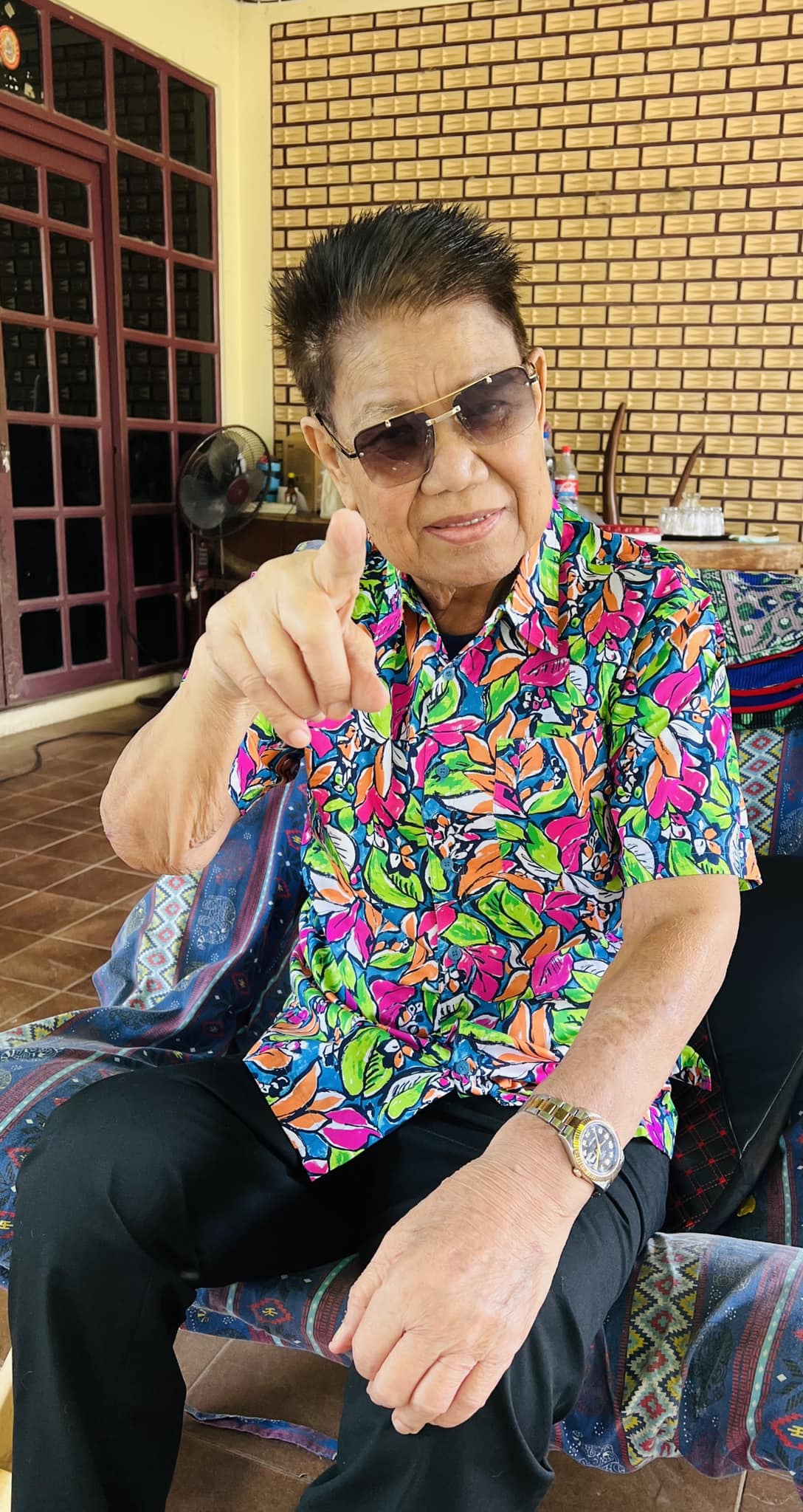 ครูปุ้ม ศศิวิมล เผยอาการล่าสุด ครูชลธี รับรู้ได้ ลืมตา น้ำตาไหล... ครูปุ้ม ศศิวิมล เผยอาการล่าสุด ครูชลธี รับรู้ได้ ลืมตา น้ำตาไหล...