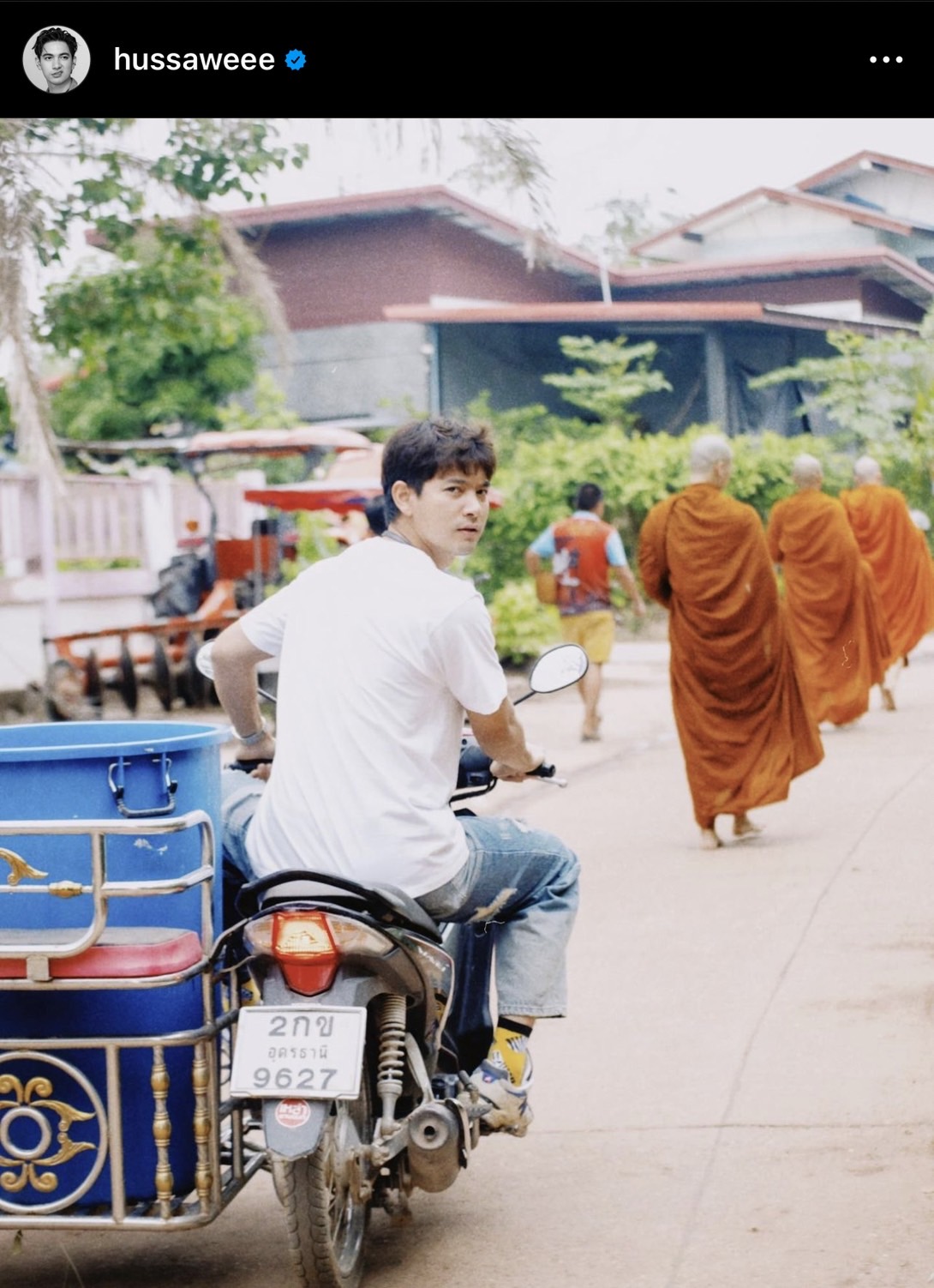 เด็กวัดคนนี้หน้าคุ้นๆ เข้ม หัสวีร์ ขอเดินบิณฑบาตพร้อม หลวงพี่ยูโร เด็กวัดคนนี้หน้าคุ้นๆ เข้ม หัสวีร์ ขอเดินบิณฑบาตพร้อม หลวงพี่ยูโร