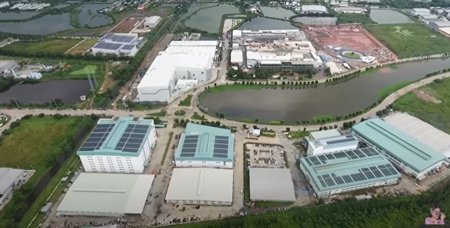 อลังการมาก!! พิมรี่พาย พาชมโกดัง 1000 ล้าน ที่ไม่เคยเปิดที่ไหนมาก่อน 