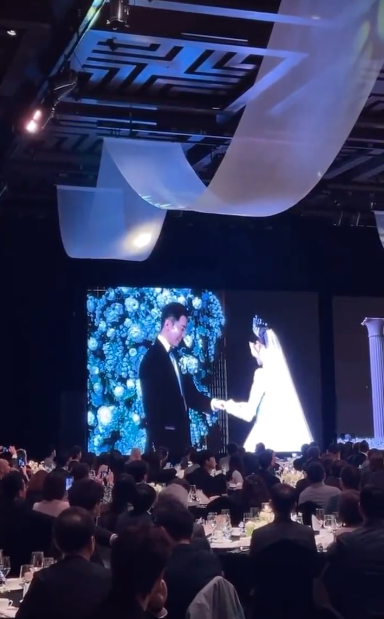 โต้ข่าวท้องก่อนแต่ง!! สังกัด 'อีดาอิน' แจงข่าวลือแรงหลังงานวิวาห์กับ 'อีซึงกิ' โต้ข่าวท้องก่อนแต่ง!! สังกัด 'อีดาอิน' แจงข่าวลือแรงหลังงานวิวาห์กับ 'อีซึงกิ'