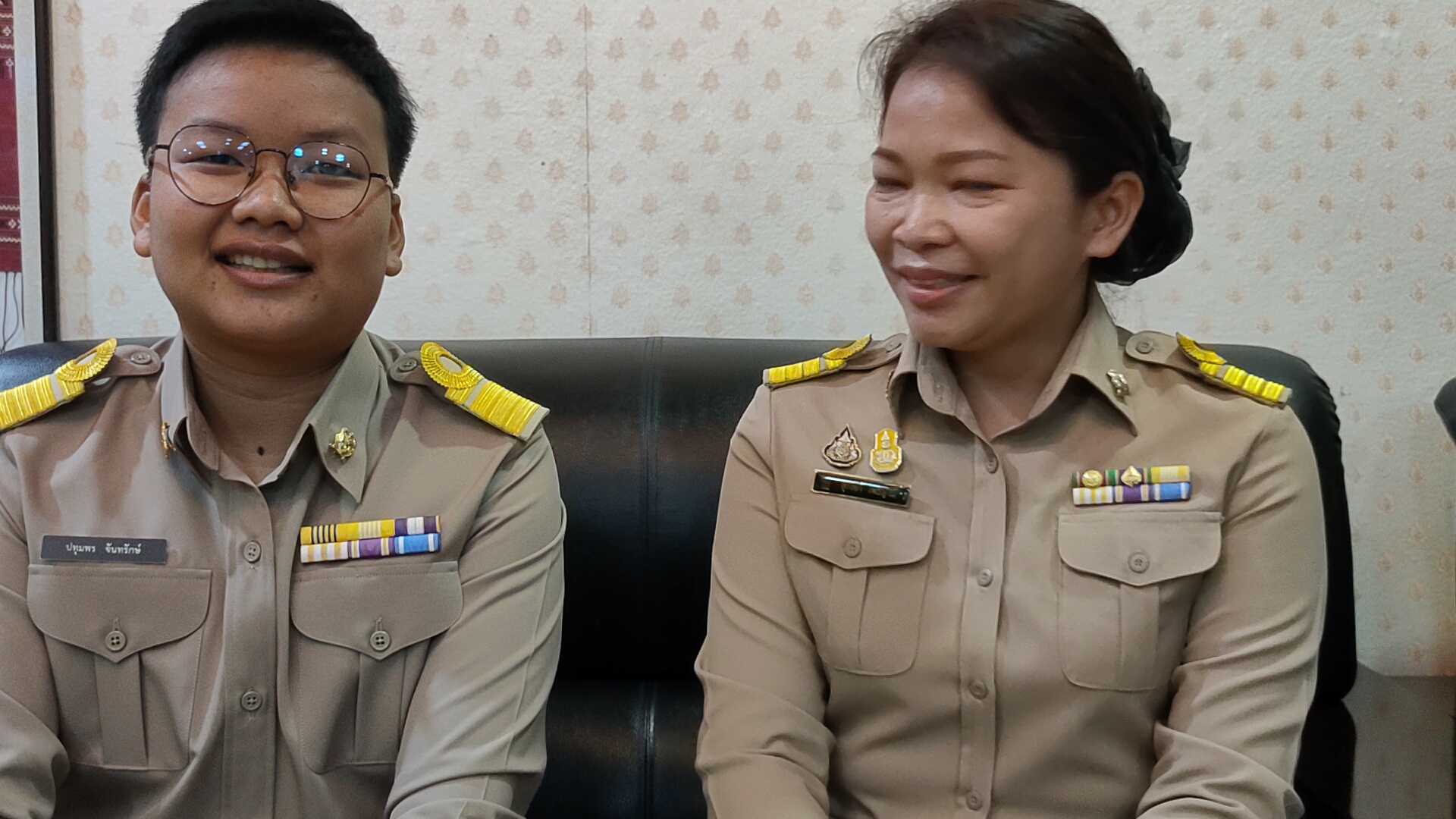 ผอ.โรงเรียนดัง อนุญาตให้ครูแต่งกายตามเพศสภาพ