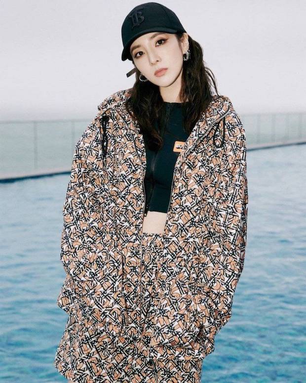 ‘มินนี่ (G)I-DLE’ ฮอตได้โล่!! ประชันดาราไอดอลกิมจิ ร่วมอีเวนต์แบรนด์หรู ‘มินนี่ (G)I-DLE’ ฮอตได้โล่!! ประชันดาราไอดอลกิมจิ ร่วมอีเวนต์แบรนด์หรู