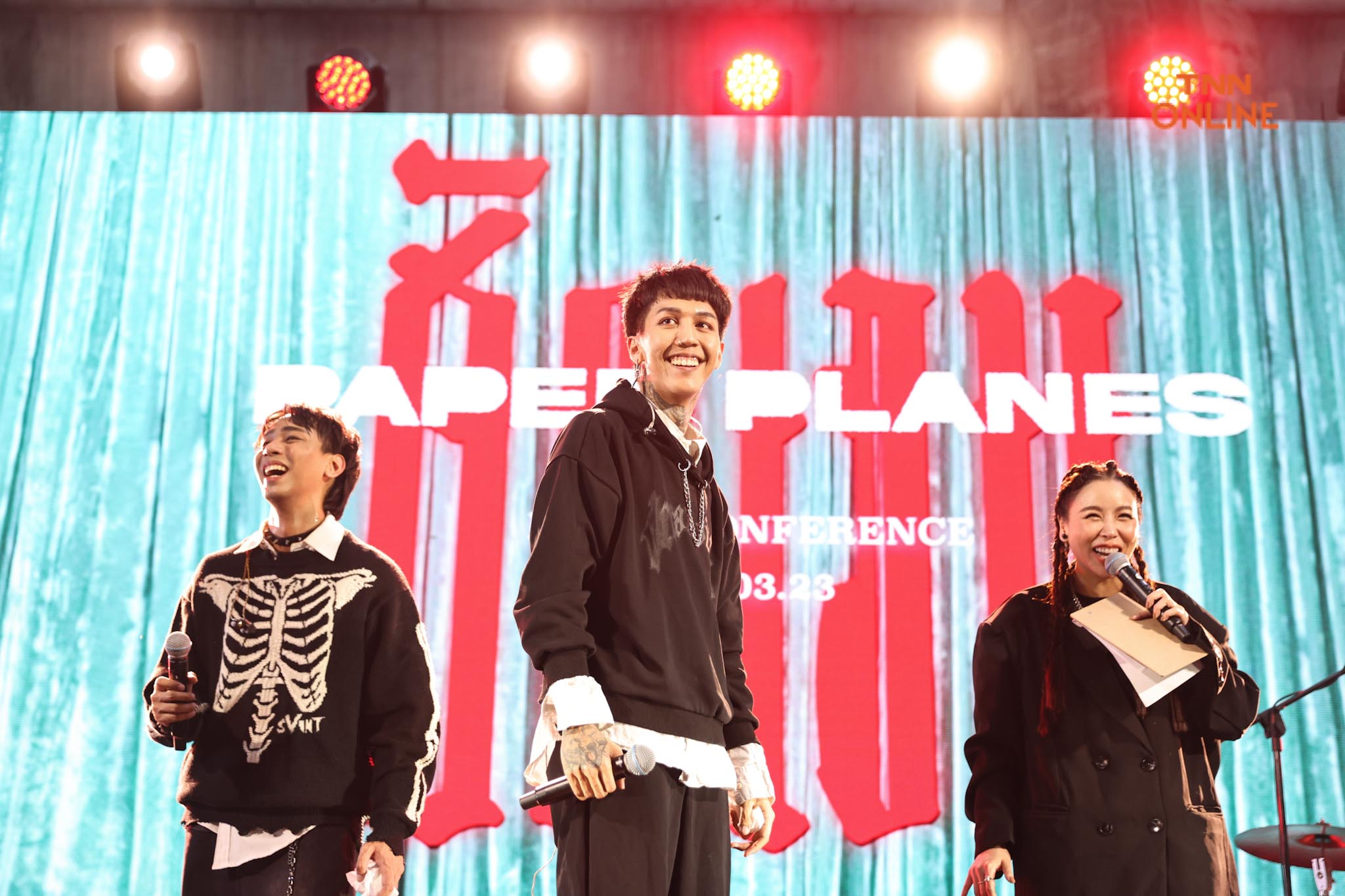 PAPER PLANES ปล่อยซิงเกิลใหม่ ชัดเจน พร้อมมินิคอนเสิร์ตสุดมัน PAPER PLANES ปล่อยซิงเกิลใหม่ ชัดเจน พร้อมมินิคอนเสิร์ตสุดมัน
