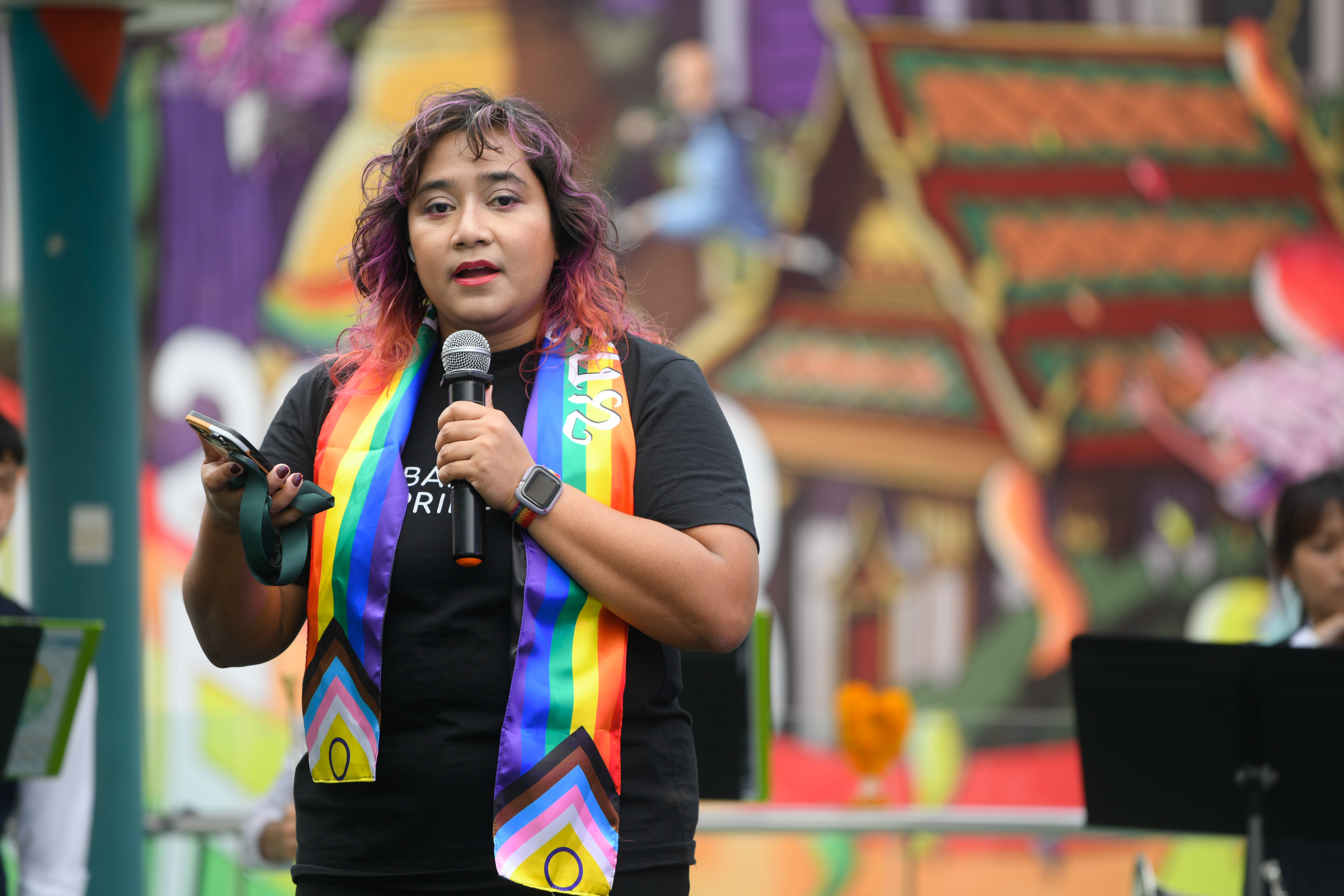 Pride month : คุยกับ ‘วาดดาว แต่งเกลี้ยง’ หวัง พ.ร.บ.สมรสเท่าเทียม เรียกคืนศักดิ์ศรีความเป็นมนุษย์ Pride month : คุยกับ ‘วาดดาว แต่งเกลี้ยง’ หวัง พ.ร.บ.สมรสเท่าเทียม เรียกคืนศักดิ์ศรีความเป็นมนุษย์