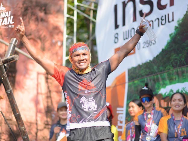 สุดยอด! “บัวขาว” จบการศึกษาปริญญาโท ใบที่ 2 ใช้เวลา 4 ปีเต็ม สุดยอด! “บัวขาว” จบการศึกษาปริญญาโท ใบที่ 2 ใช้เวลา 4 ปีเต็ม