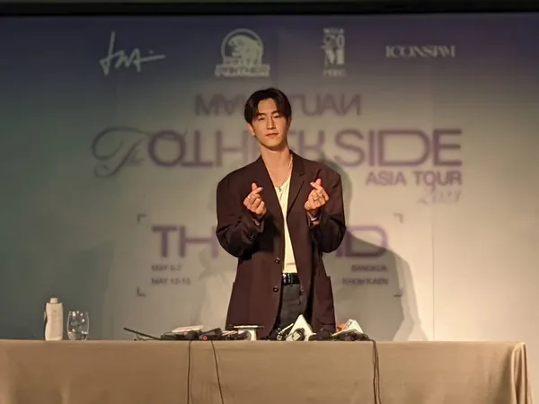 ประมวลภาพซุปตาร์หนุ่ม มาร์ค ต้วน เดินสายทำกิจกรรมในไทยกว่า 2 อาทิตย์!