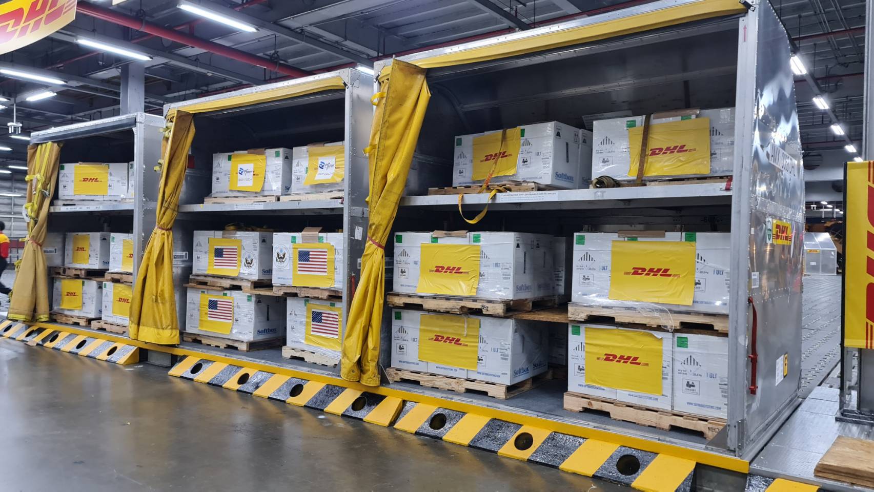 วัคซีนไฟเซอร์ 1.5 ล้านโดส ถึงไทยแล้ว เตรียมฉีดให้ 4 กลุ่มเป้าหมาย