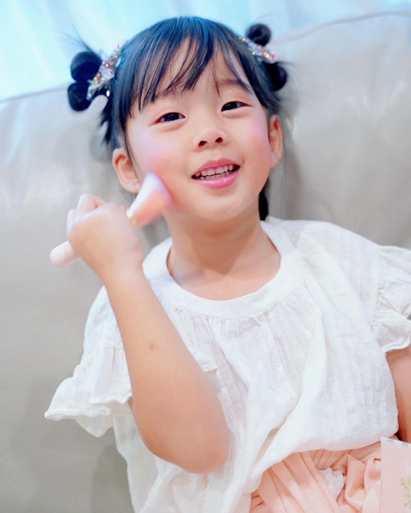 กุ๊บกิ๊บ ใจหล่น!!  เป่าเปา ล้มคางแตกเย็บ 4 เข็ม!