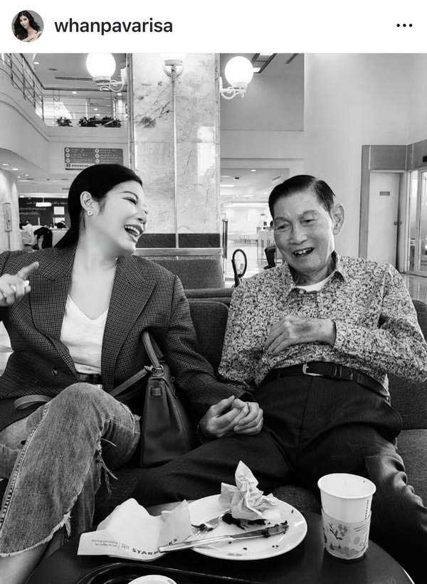 แหวนแหวน ปวริศา สุดเศร้า! โพสต์อาลัยคุณตา ชรินทร์ นันทนาคร เสียชีวิต แหวนแหวน ปวริศา สุดเศร้า! โพสต์อาลัยคุณตา ชรินทร์ นันทนาคร เสียชีวิต