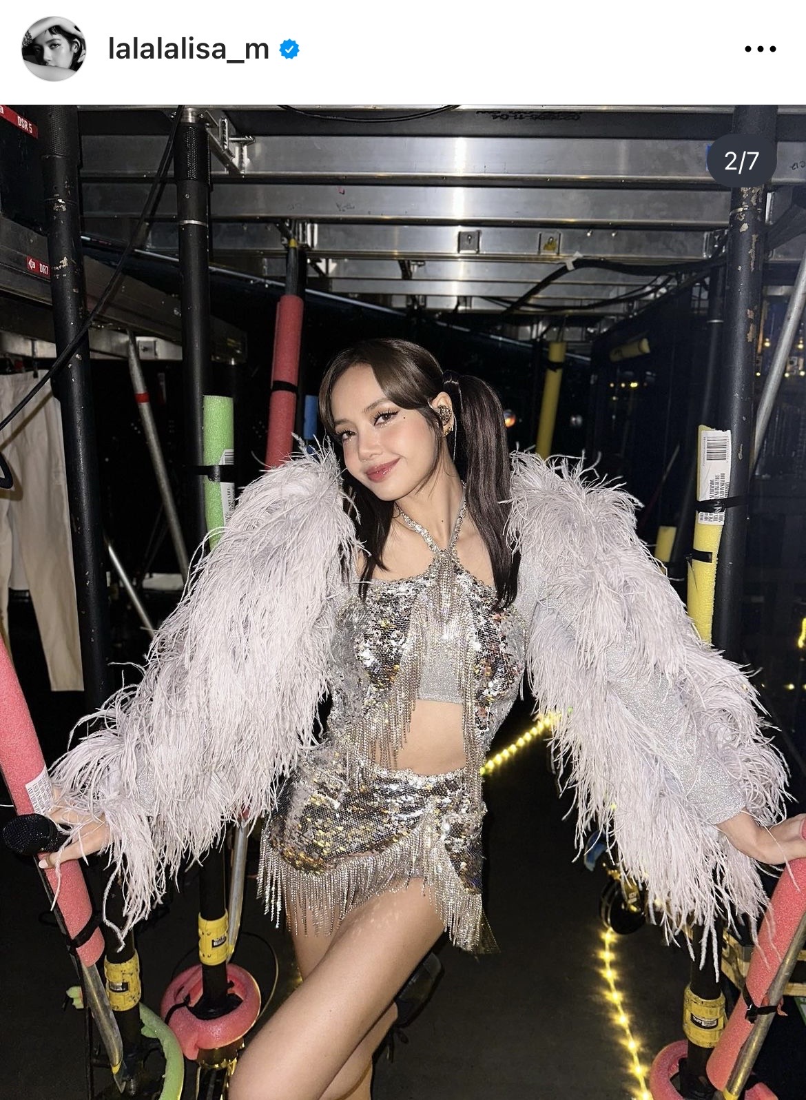 'ลิซ่า' กินแซ่บอีกครั้ง!! ตำมะม่วงจากไทยแลนด์ ก่อน BLACKPINK ขึ้นเวทีเทศกาลดนตรีที่อังกฤษ