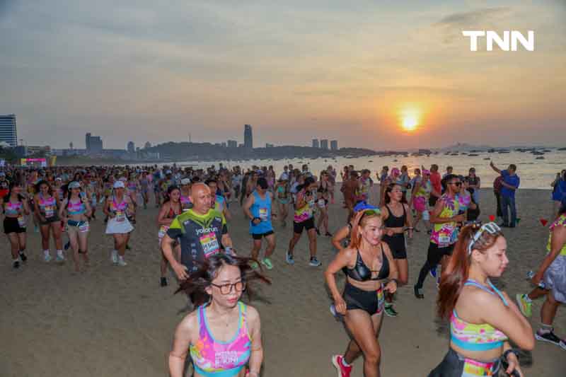 ทะเลลุกเป็นไฟ นักวิ่งกว่า 5,000 คน วิ่งบิกินี่ริมหาดพัทยา ทะเลลุกเป็นไฟ นักวิ่งกว่า 5,000 คน วิ่งบิกินี่ริมหาดพัทยา
