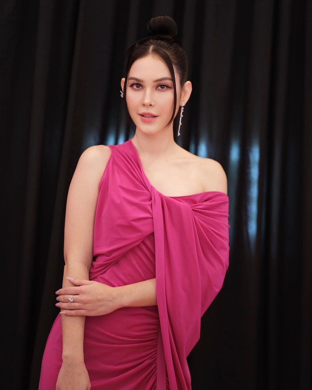 ผู้จัดการ แมท ภีรนีย์ ตอบปมรัก สงกรานต์ เลิกหรือไม่เลิก?