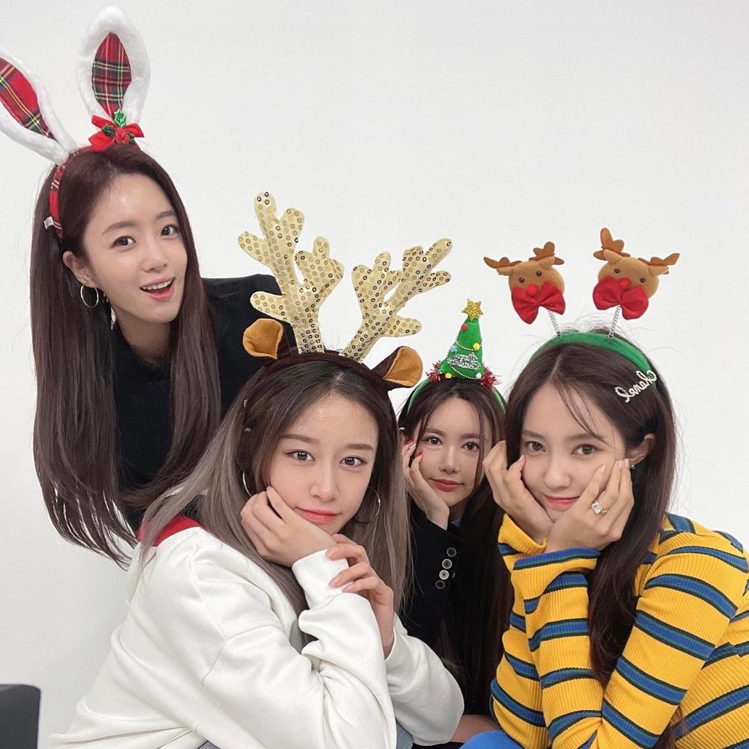 เผยแล้ว!! 'ไอยู' จะร้องเพลงอวยพรงานวิวาห์ของ 'จียอน T-ARA' 10 ธ.ค.นี้ เผยแล้ว!! 'ไอยู' จะร้องเพลงอวยพรงานวิวาห์ของ 'จียอน T-ARA' 10 ธ.ค.นี้