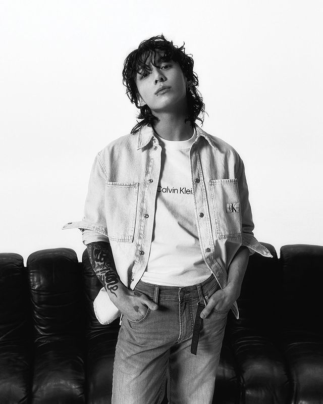หุ้นพุ่งขานรับ!! 'จองกุก BTS' ขึ้นแท่น Global Ambassador ของ Calvin Klein หุ้นพุ่งขานรับ!! 'จองกุก BTS' ขึ้นแท่น Global Ambassador ของ Calvin Klein