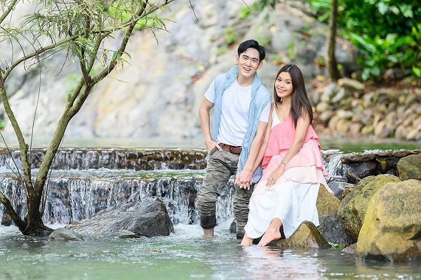 อ๊อฟ ซาบซึ้ง ธัญญ่า ซื้อเพลงให้เป็นของขวัญ ลั่นปีหน้าขอแค่มีกันแบบนี้ (มีคลิป)