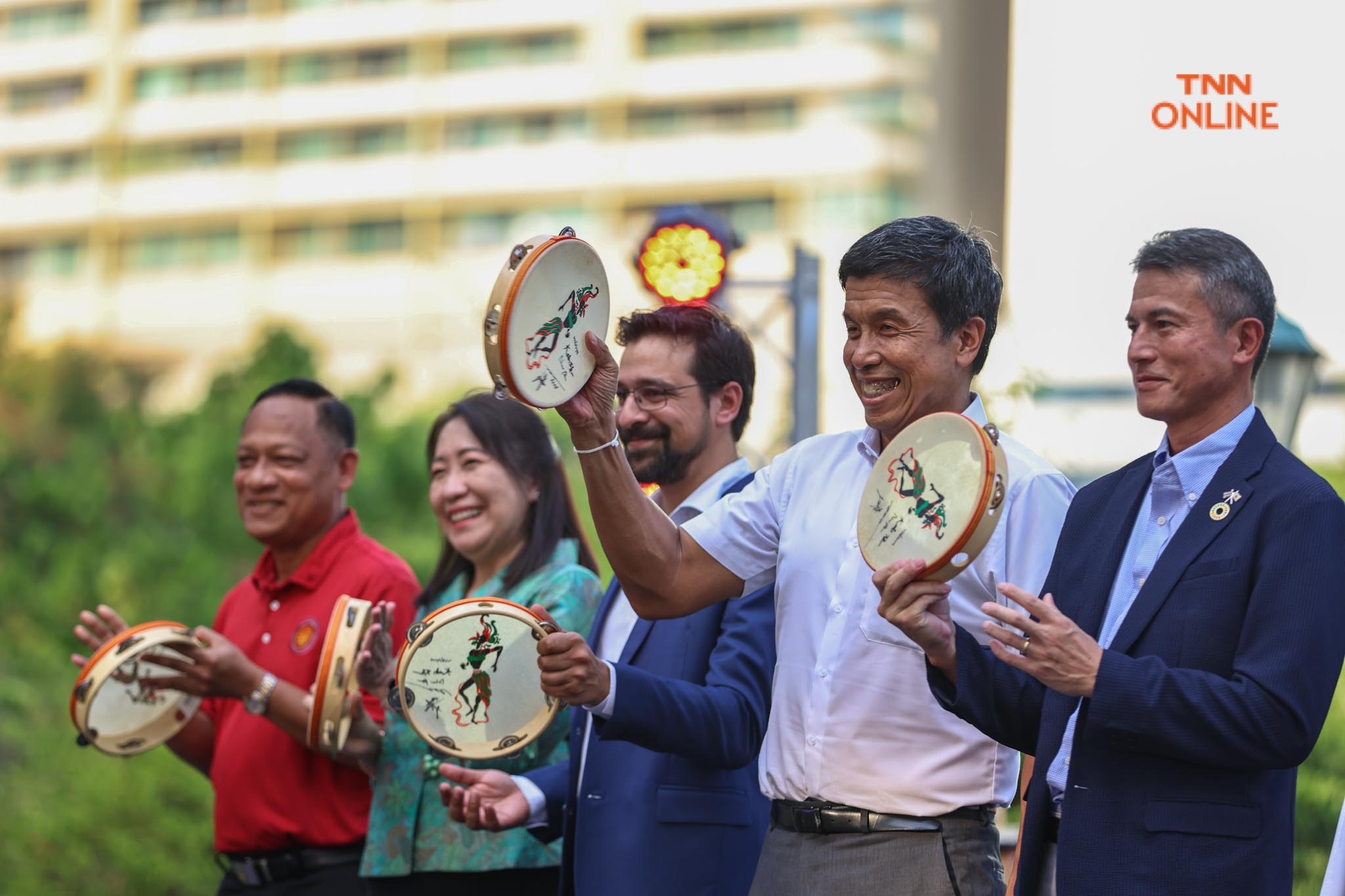 ศิลปะบรรเลงผ่านผู้ต้องขัง ในงาน “สรรค์สร้างอรรถศิลป์ สู่ศิลปินดนตรีในสวน” ศิลปะบรรเลงผ่านผู้ต้องขัง ในงาน “สรรค์สร้างอรรถศิลป์ สู่ศิลปินดนตรีในสวน”