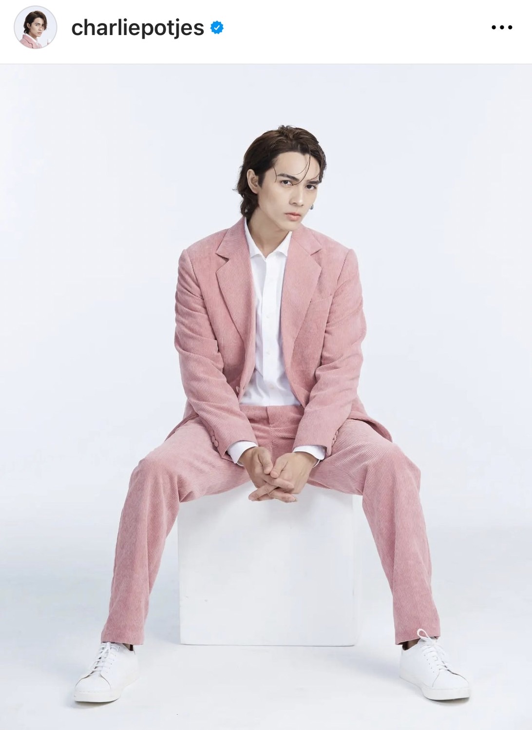 แน็ก ชาลี ลุคหล่อละมุน ทำแฟนคลับทักสุดฮา ตัวปลอมแน่ๆ 