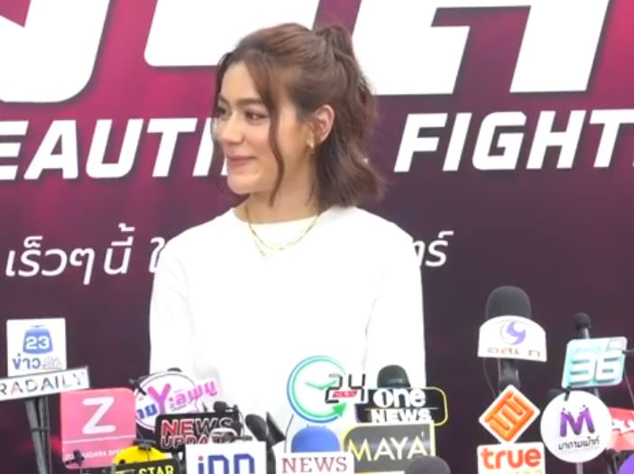 คิมเบอร์ลี่ เล่าโมเมนต์ดินเนอร์สุดสวีท แย้มกฤษ์แต่งอาจเป็นปลายปีหน้า 