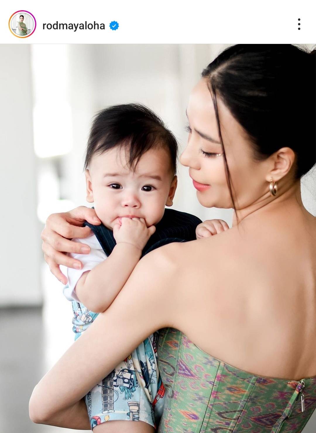 รถเมล์ รีวิวชีวิตคุณแม่ หลังลูกชาย น้องคิด อายุครบ 6 เดือน รถเมล์ รีวิวชีวิตคุณแม่ หลังลูกชาย น้องคิด อายุครบ 6 เดือน
