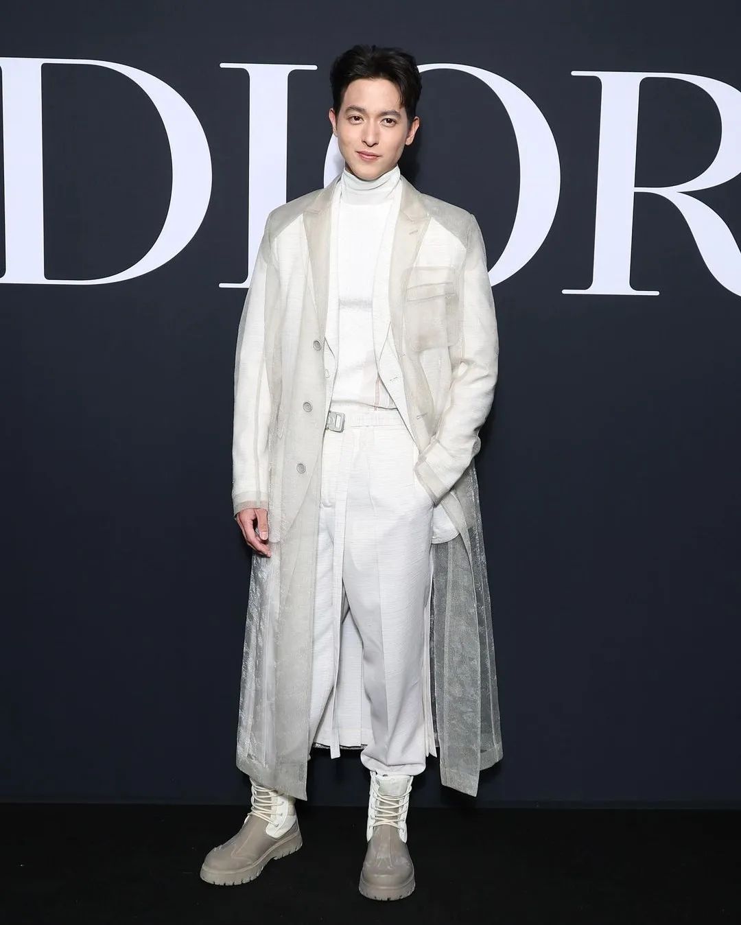 มาย ภาคภูมิ-เจมส์จิ-จีมิน-เจโฮป!! ร่วมชมแฟชั่นโชว์แบรนด์ Dior ที่ปารีสแฟชั่นวีค มาย ภาคภูมิ-เจมส์จิ-จีมิน-เจโฮป!! ร่วมชมแฟชั่นโชว์แบรนด์ Dior ที่ปารีสแฟชั่นวีค
