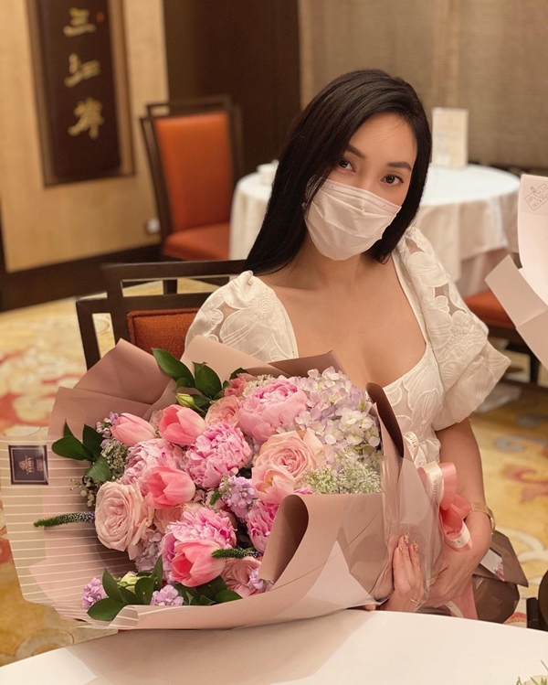 เมย์ พิชญ์นาฏ ฉลองวันเกิดแบบเรียบง่าย กับแฟนหนุ่ม ไฮโซบิ๊ก