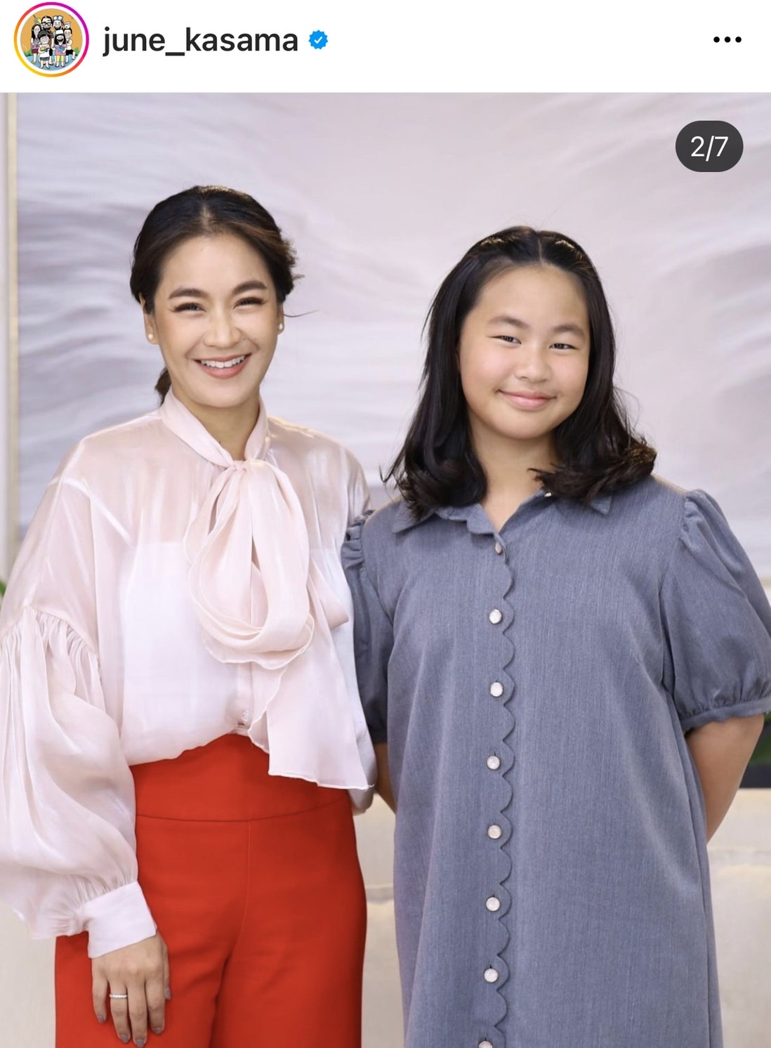 เปิ้ล-จูน สุดปลื้ม น้องออกัส สอบติดโรงเรียนดังในอังกฤษ 