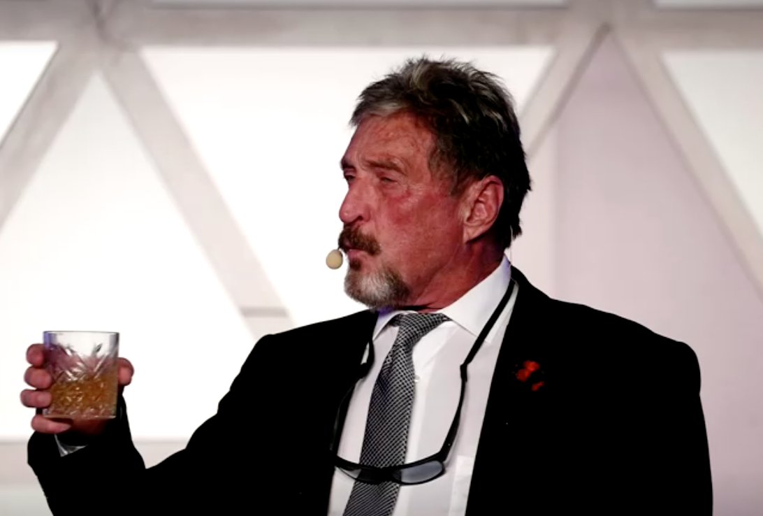 มหาเศรษฐีผู้บุกเบิกโปรแกรมแอนตี้ไวรัส “McAfee” ปลิดชีวิตตัวเองแขวนคอในคุก มหาเศรษฐีผู้บุกเบิกโปรแกรมแอนตี้ไวรัส “McAfee” ปลิดชีวิตตัวเองแขวนคอในคุก