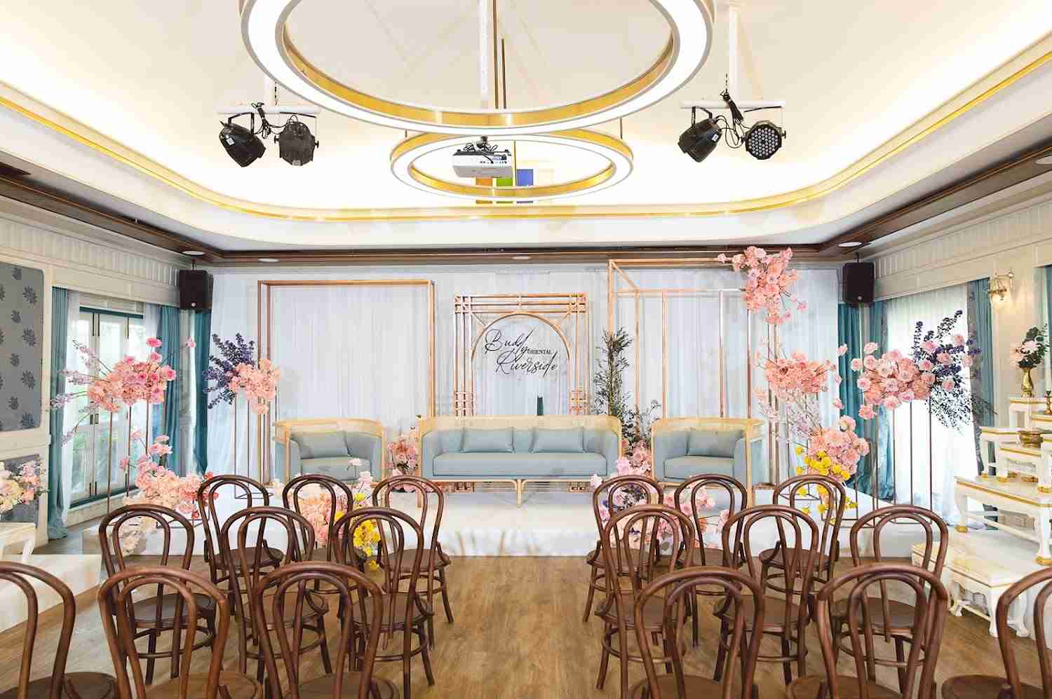 7 สถานที่จัดงานแต่งงานยอดนิยมในจังหวัดนนทบุรี 7 สถานที่จัดงานแต่งงานยอดนิยมในจังหวัดนนทบุรี