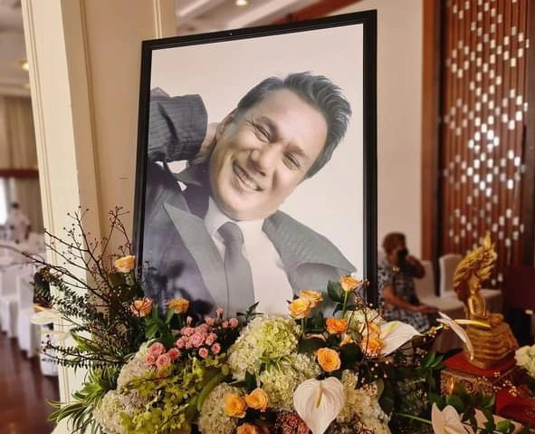 พิธีสวดอภิธรรมศพ “สรพงศ์ ชาตรี” ในคืนที่ 4 (มีคลิป)